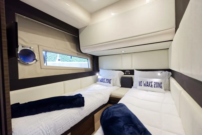 Slide: The Image of Azimut 55S 2013 - 4224314