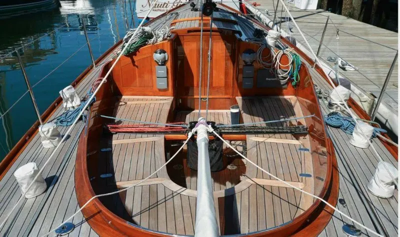 Slide: The Image of Spirit 46 2005 - 4224757