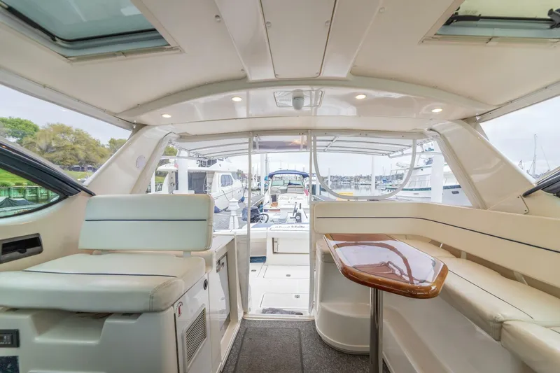 Slide: The Image of 2004 Tiara 3800 Express Sweet & Salty - 4244724