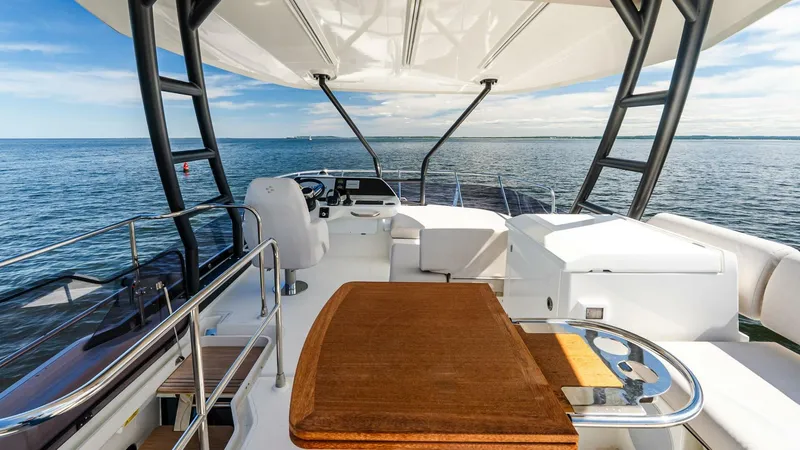 Slide: The Image of Prestige F4.9 2025 - 5398108