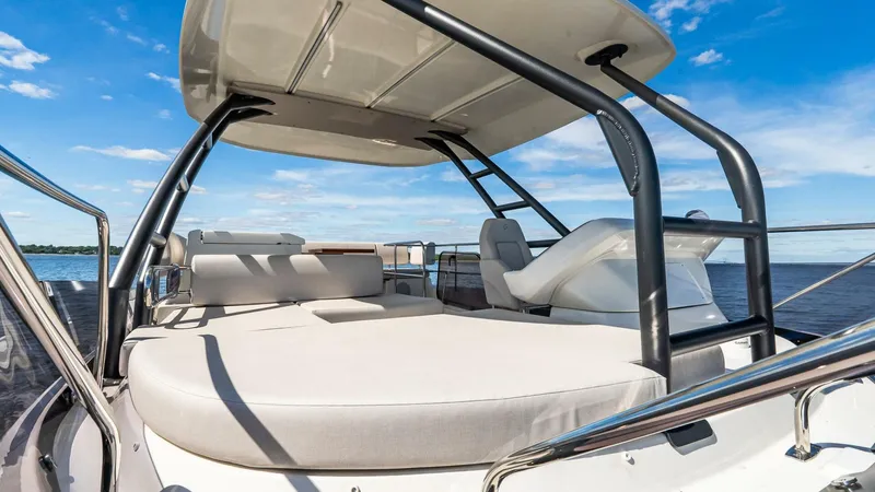 Slide: The Image of Prestige F4.9 2025 - 5398113