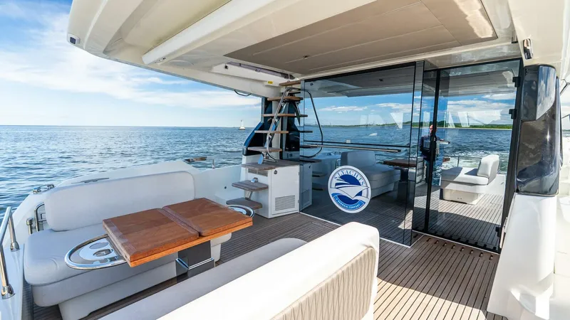 Slide: The Image of Prestige F4.9 2025 - 5398115