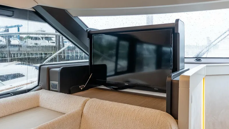 Slide: The Image of Prestige F4.9 2025 - 5398132