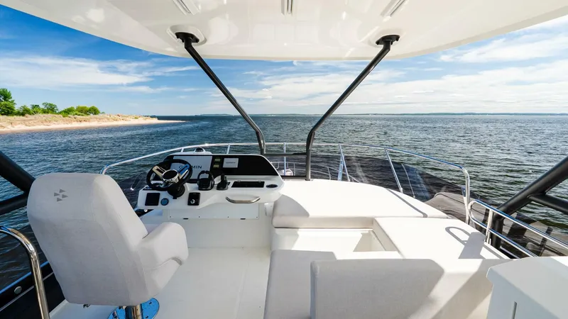 Slide: The Image of Prestige F4.9 2025 - 5398098