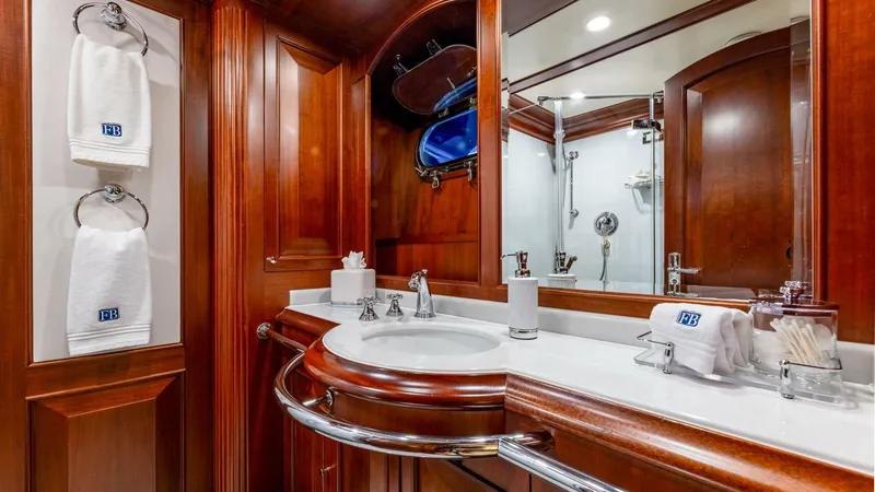 Slide: The Image of Guest Twin1 Bath - 4226985