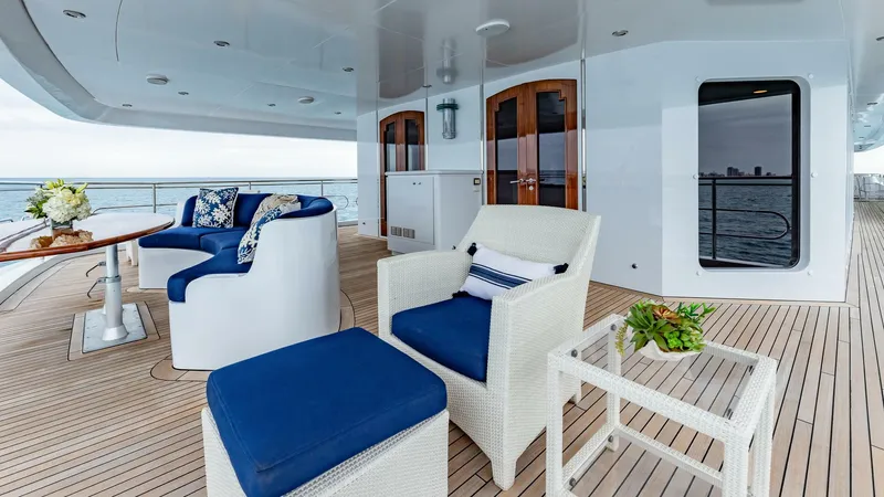 Slide: The Image of Owner's Deck - 4226966