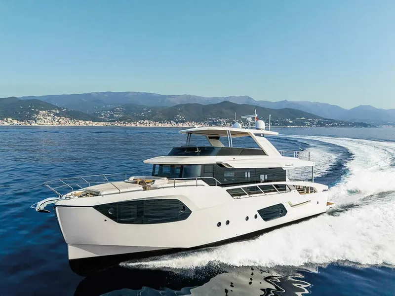 The Image of Absolute Navetta 70 2026 - 5552122