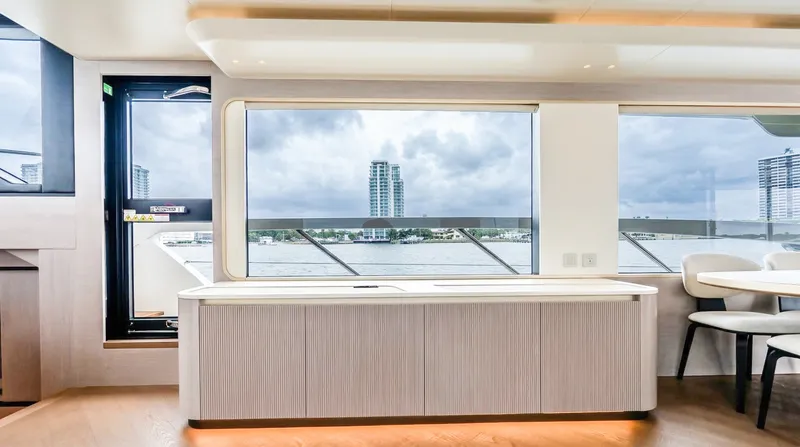 Slide: The Image of Absolute Navetta 70 2026 - 6006435