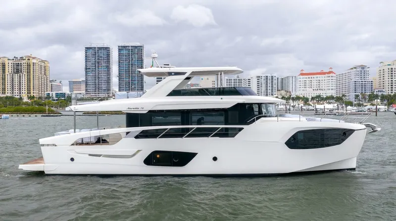 The Image of Absolute Navetta 70 2027 - 6006432