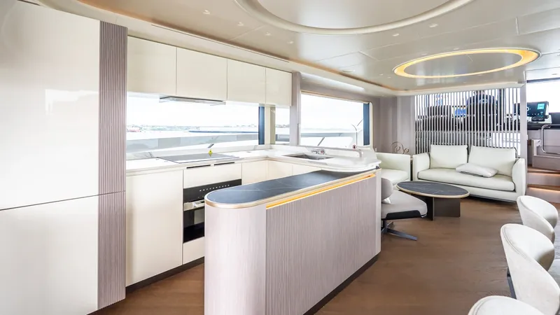 Slide: The Image of Absolute Navetta 70 2027 - 6006458