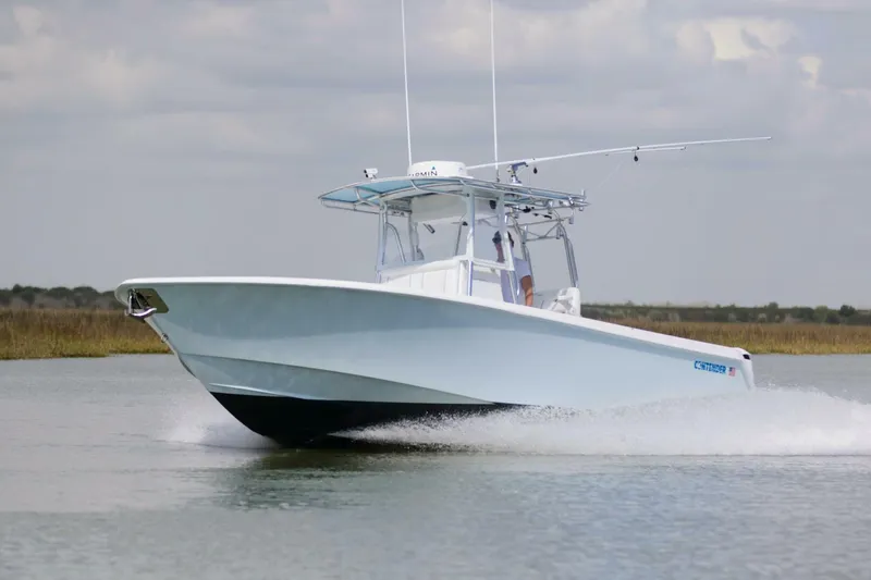 Slide: The Image of 32 Contender 32ST- Profile  2017 Contender 32ST - 4230239