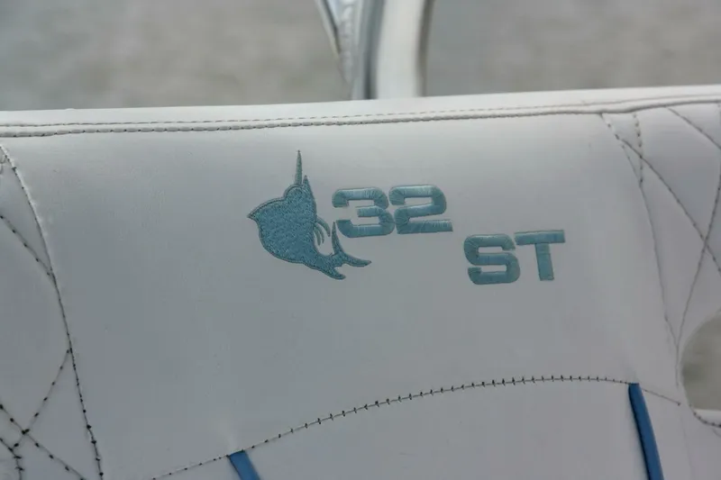 Slide: The Image of 32 Contender 32ST- Seating 2017 Contender 32ST - 7654560