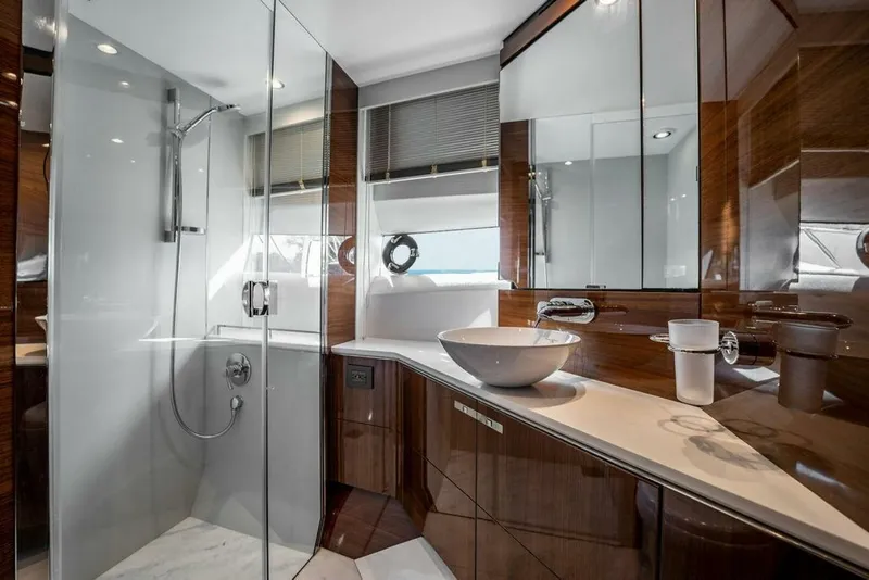 Slide: The Image of Princess S65 2016 - 4230426