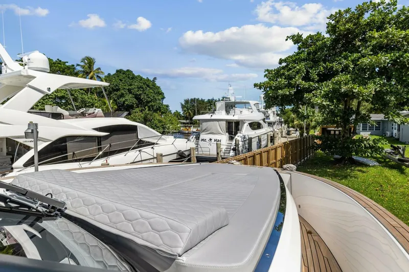 Slide: The Image of Astondoa 377 Coupe Outboard 2023 - 4232017