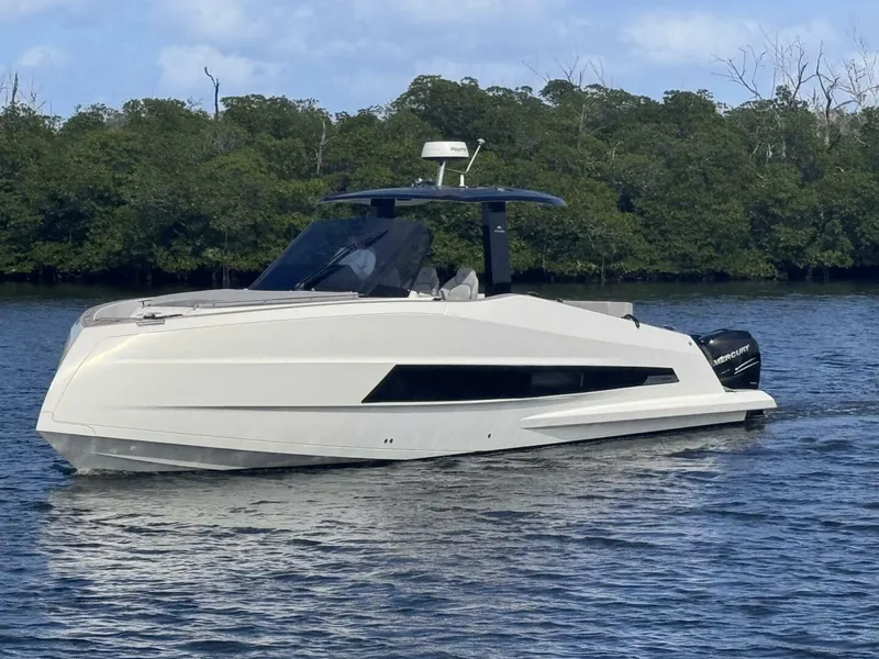 Slide: The Image of Astondoa 377 Coupe Outboard 2023 - 4257047