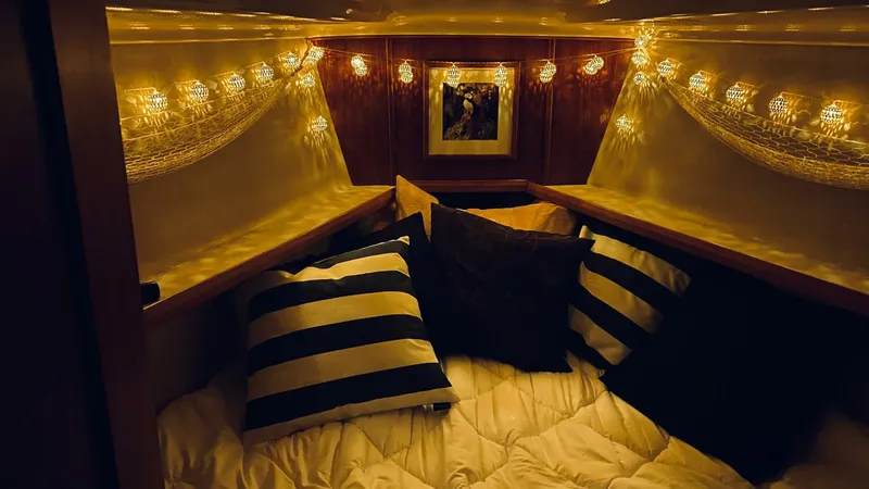 Slide: The Image of 5D5E6807 10E5 4E80 BCED BCA3EAB1BD69 - 4609388