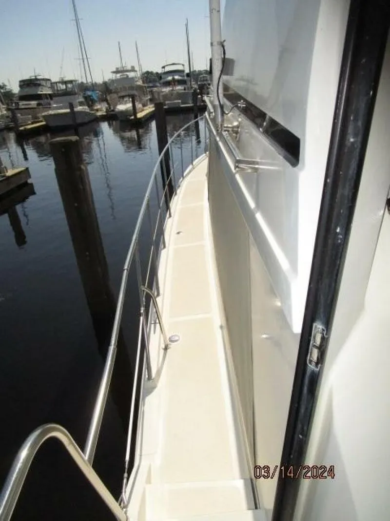Slide: The Image of 48' Camargue port side deck2 - 4236634