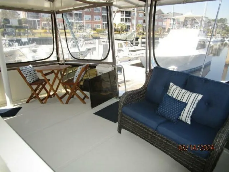 Slide: The Image of 48' Camargue sundeck1 - 4236653
