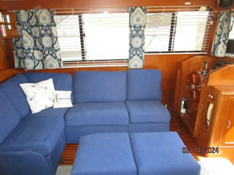 Slide: The Image of 48' Camargue salon port - 4236639