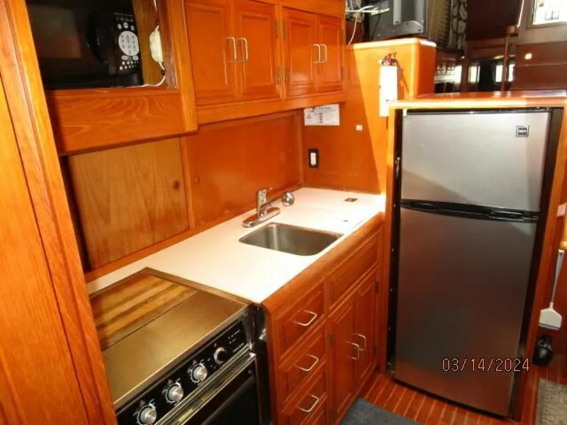 Slide: The Image of 48' Camargue galley2 - 4236607