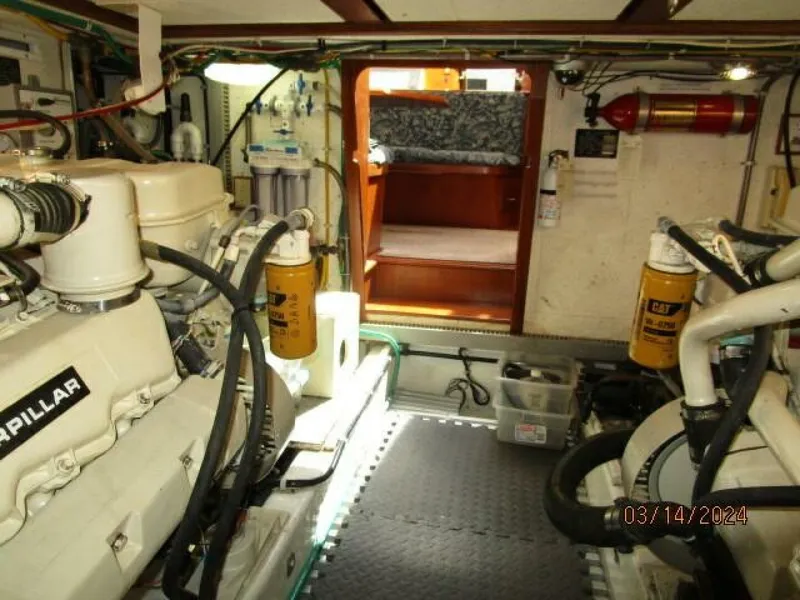 Slide: The Image of 48' Camargue engine room forward - 4236594