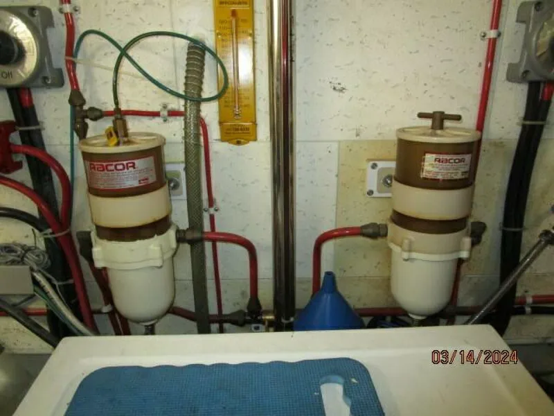 Slide: The Image of 48' Camargue Racor fuel filters - 4236635