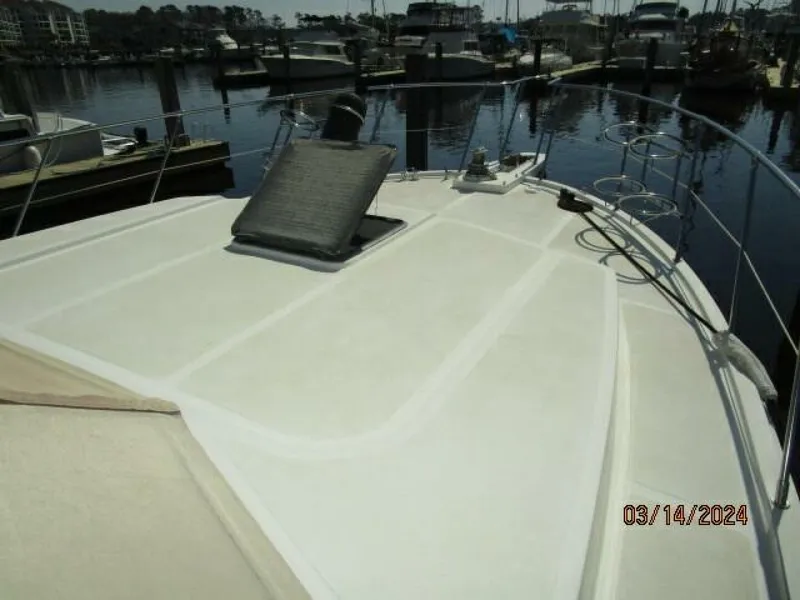 Slide: The Image of 48' Camargue foredeck2 - 4236605