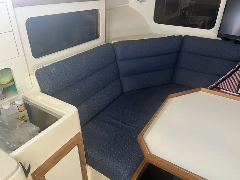 Slide: The Image of 2000 Albin 28 TE Dinette - 4336414