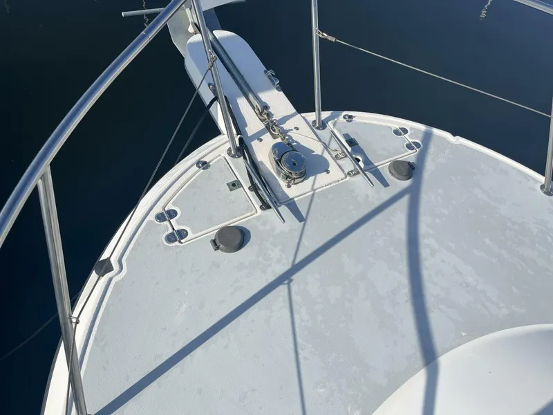 Slide: The Image of 2000 Albin 28 TE Foredeck - 4336418