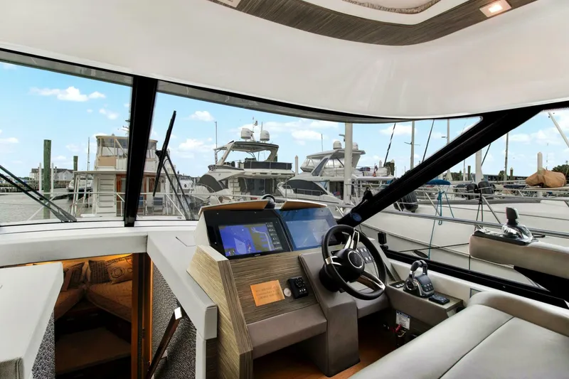 Slide: The Image of Tiara 53 Coupe 2019 - 4240054