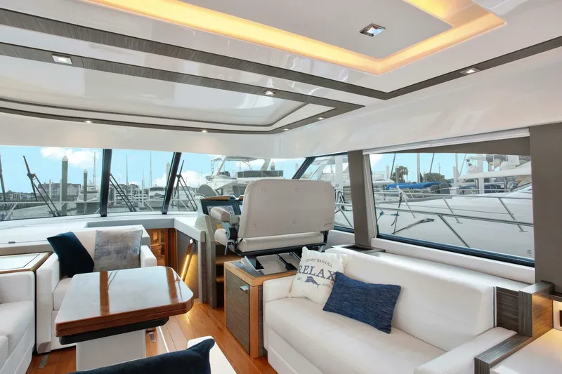 Slide: The Image of Tiara 53 Coupe 2019 - 4240103