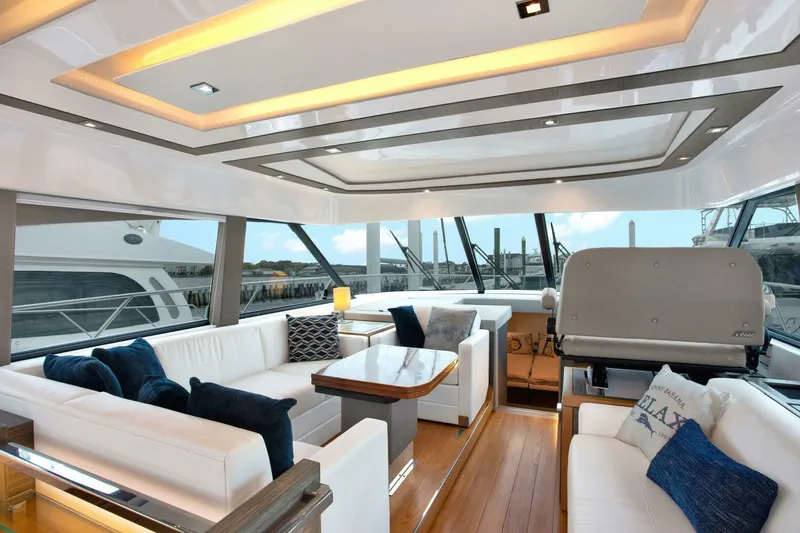 Slide: The Image of Tiara 53 Coupe 2019 - 4240104