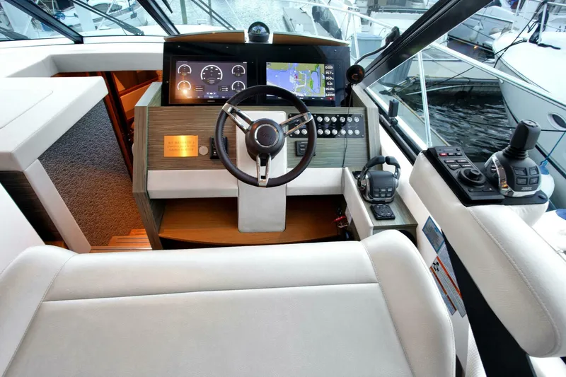 Slide: The Image of Tiara 53 Coupe 2019 - 4240105