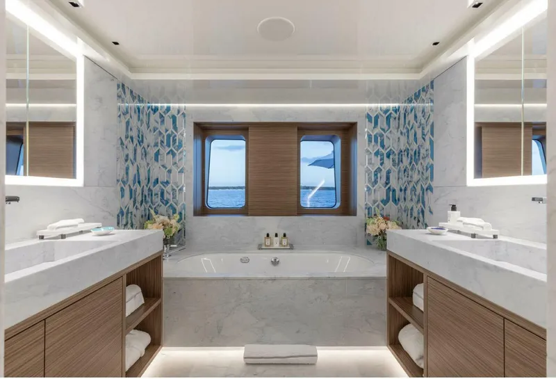 Slide: The Image of Master Bath - 4243885