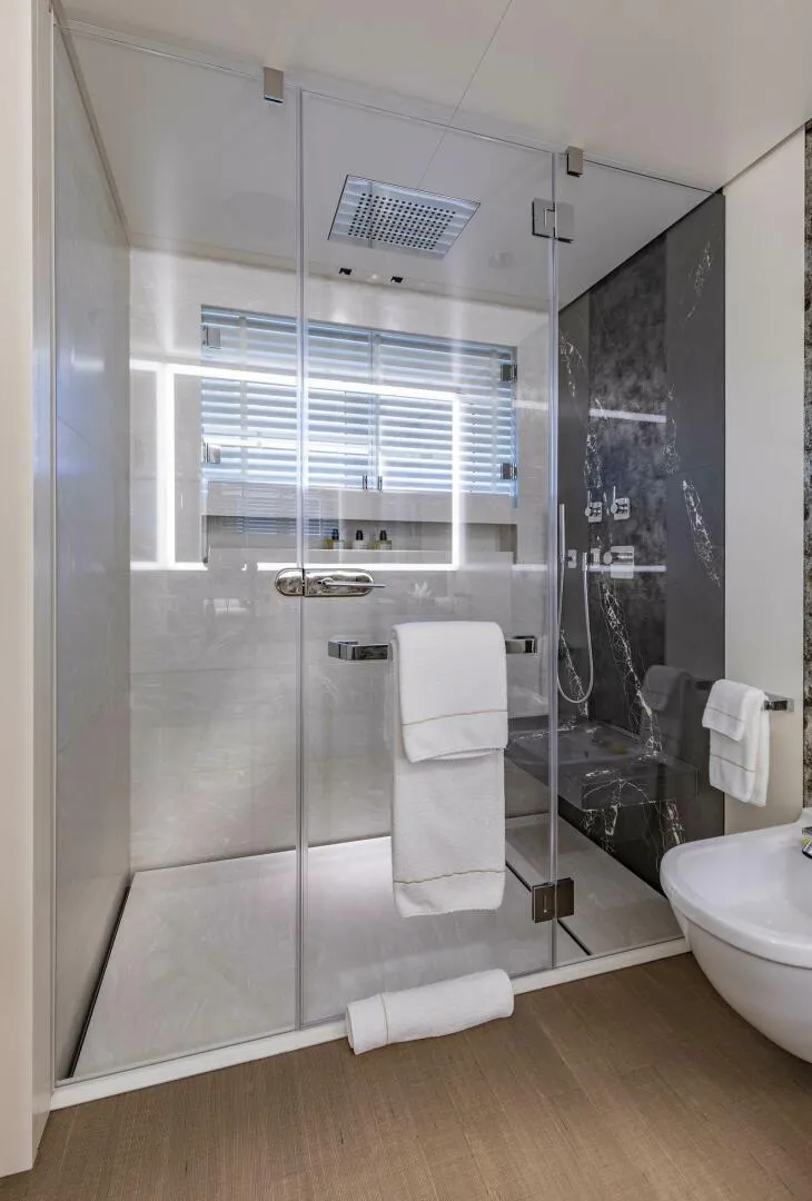 Slide: The Image of Guest 2 Bath - 4243891