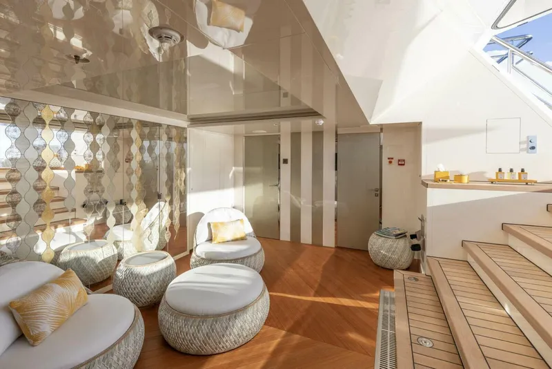 Slide: The Image of Beach Club - 4243958