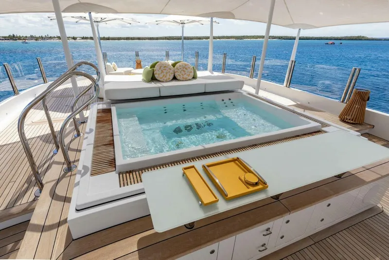 Slide: The Image of Sun Deck Jacuzzi - 4243912
