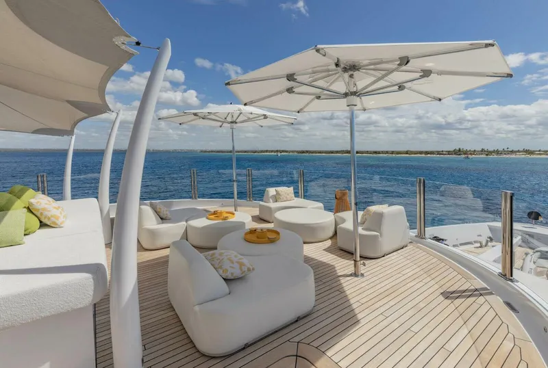 Slide: The Image of Sun Deck - 4243913