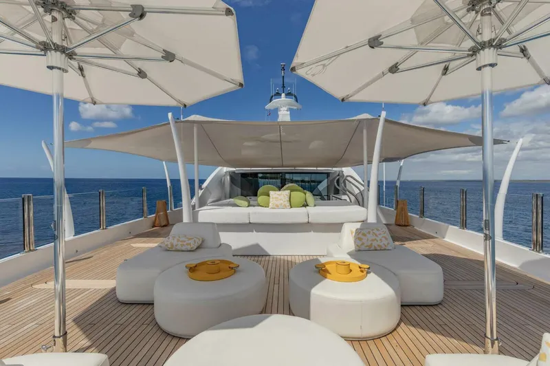 Slide: The Image of Sun Deck - 4243914