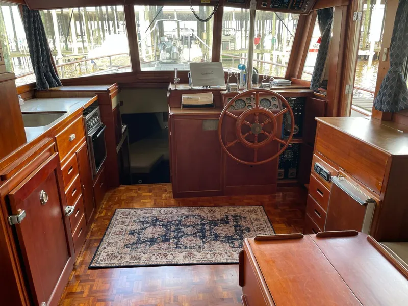 Slide: The Image of Grand Banks 42 Classic 1990 - 4243359