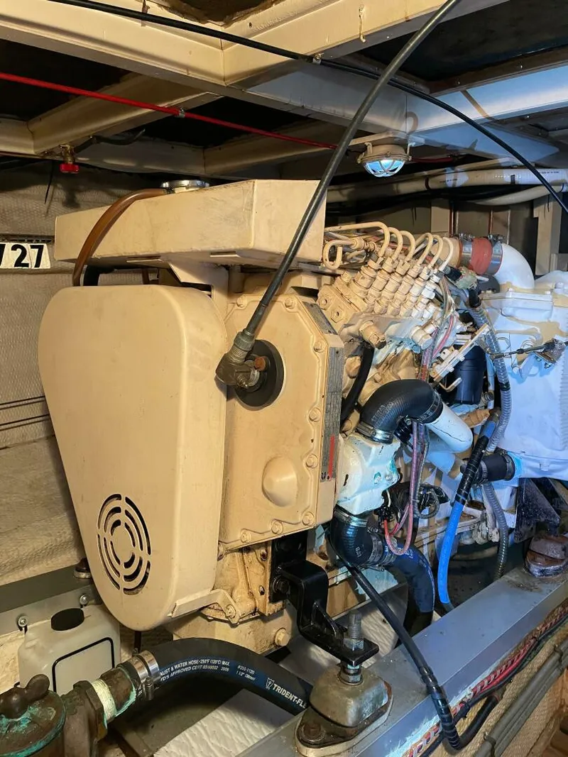 Slide: The Image of Grand Banks 42 Classic 1990 - 4243383