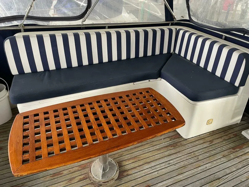 Slide: The Image of Grand Banks 42 Classic 1990 - 4243392