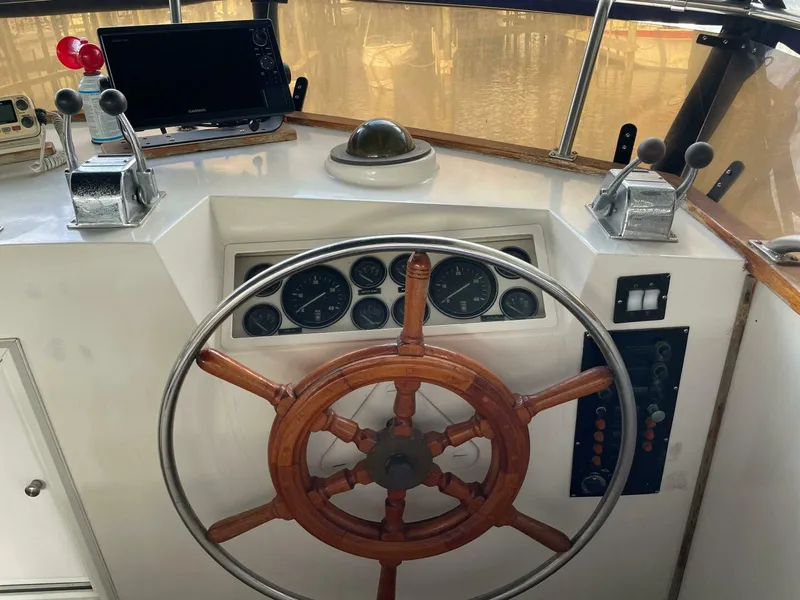 Slide: The Image of Grand Banks 42 Classic 1990 - 4243395