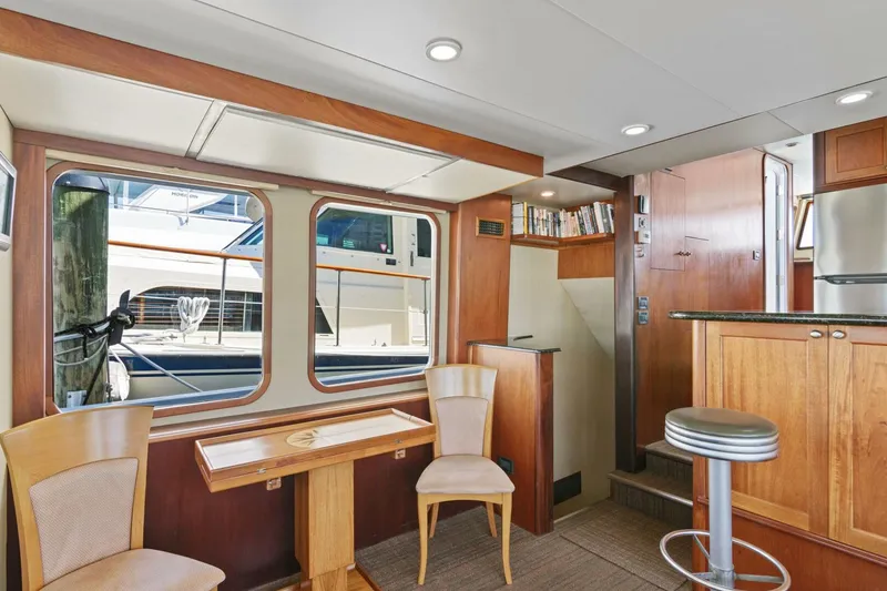 Slide: The Image of Northern Marine 5700 Expedition 2004 - 4245138