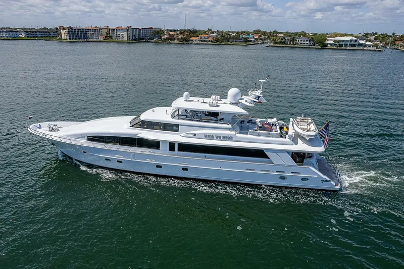 Slide: The Image of Crescent - Westport Pilothouse 1995 - 4246714