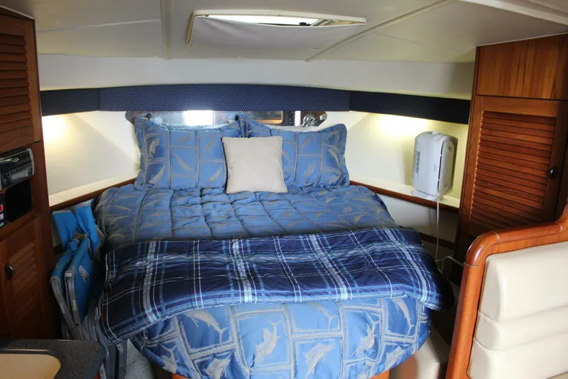 Slide: The Image of Pursuit 3400 Express 2001 - 4247794