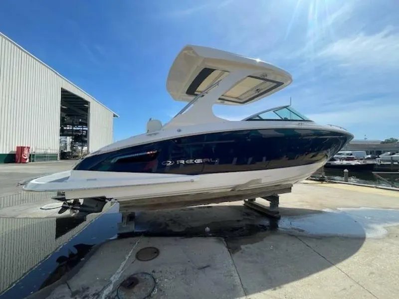 Slide: The Image of Regal 28 2020 - 4248921