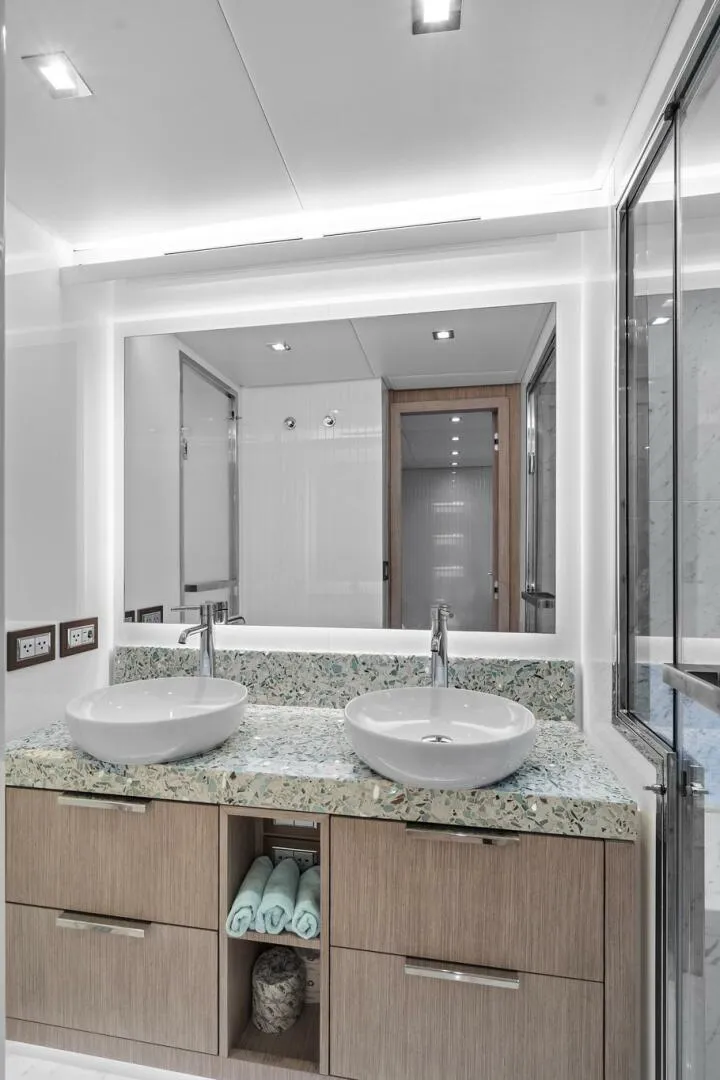 Slide: The Image of Monte Carlo MCY 76 Skylounge 2021 - 4249513