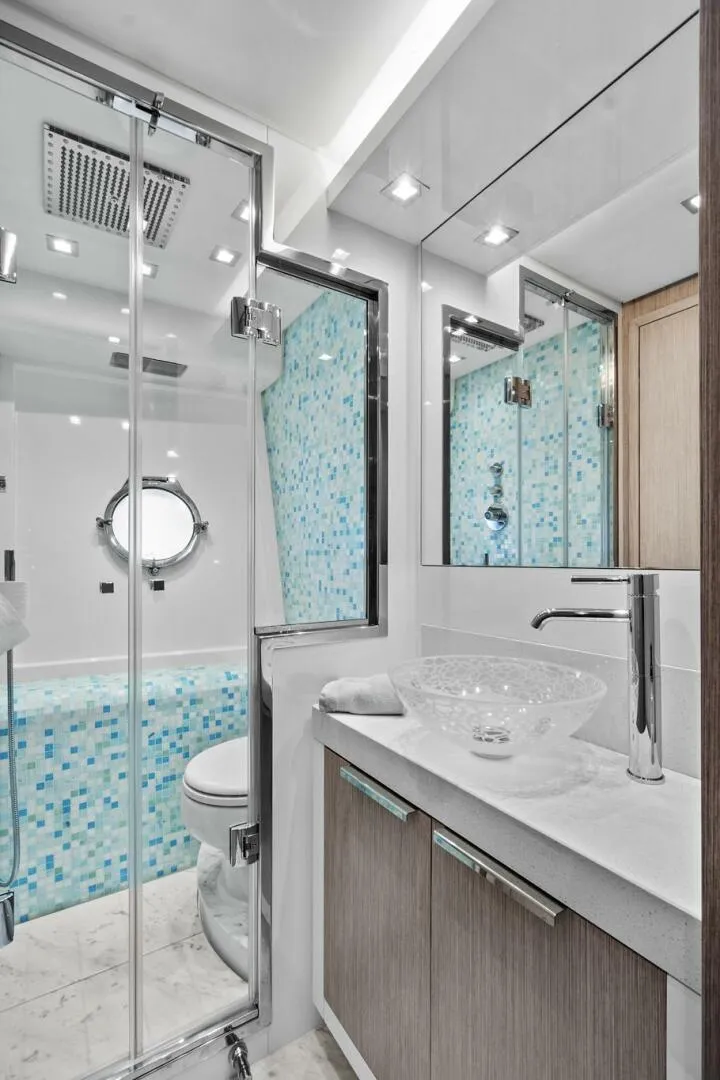 Slide: The Image of Monte Carlo MCY 76 Skylounge 2021 - 4249519