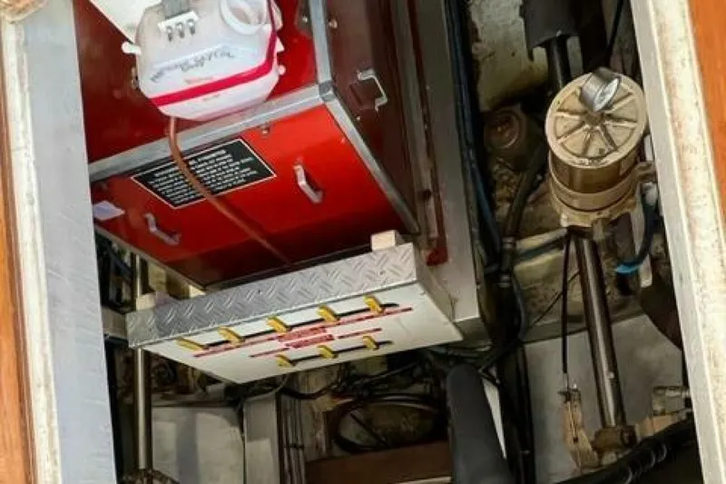 Slide: The Image of Grand Banks 42 Classic Trawler (Hull #1002) 1987 - 5144808